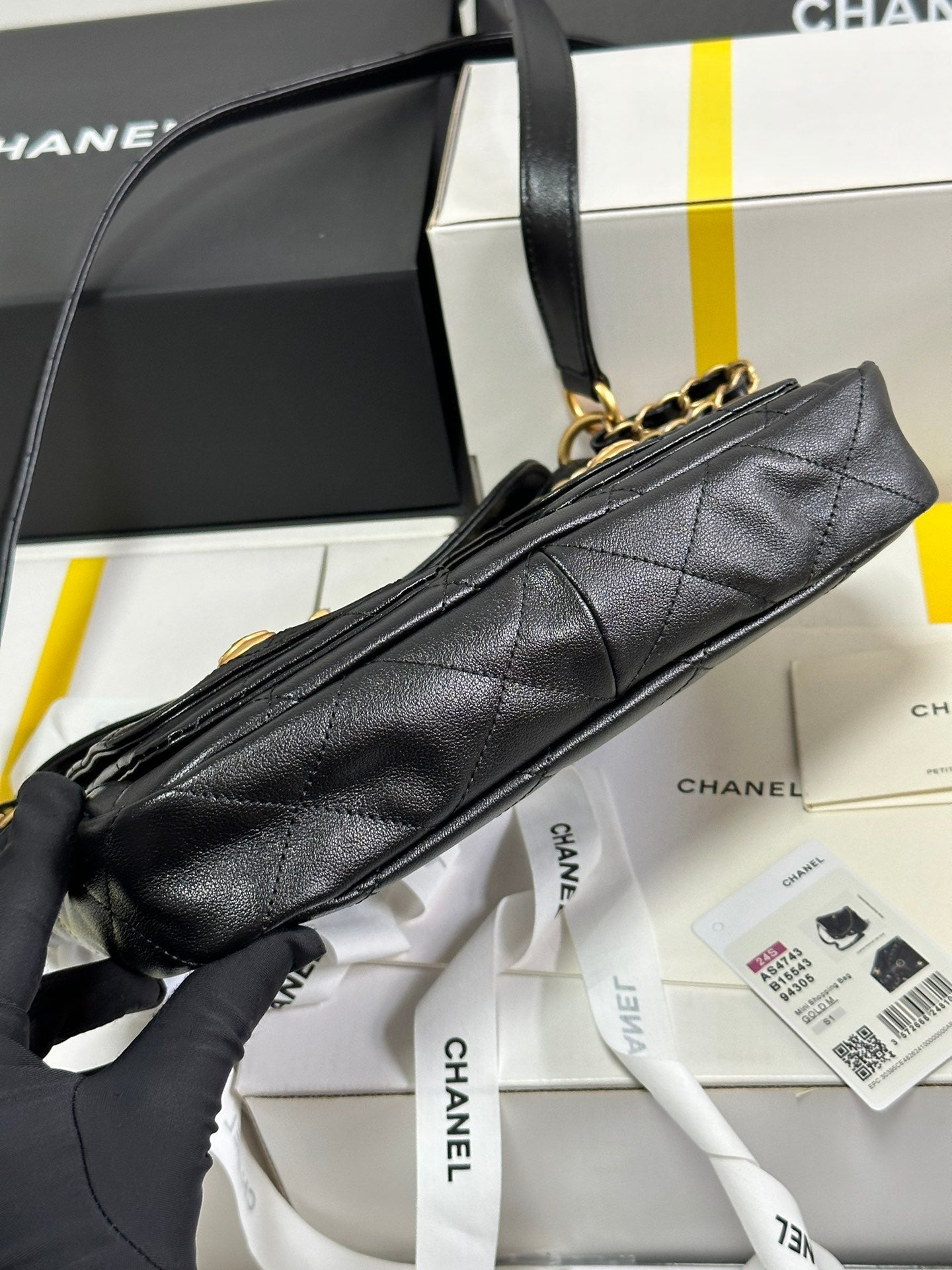 SMALL HIPPIE HOBO POSTMAN BAG 25 IN BLACK CALFSKIN GOLD HARDWARE mysite