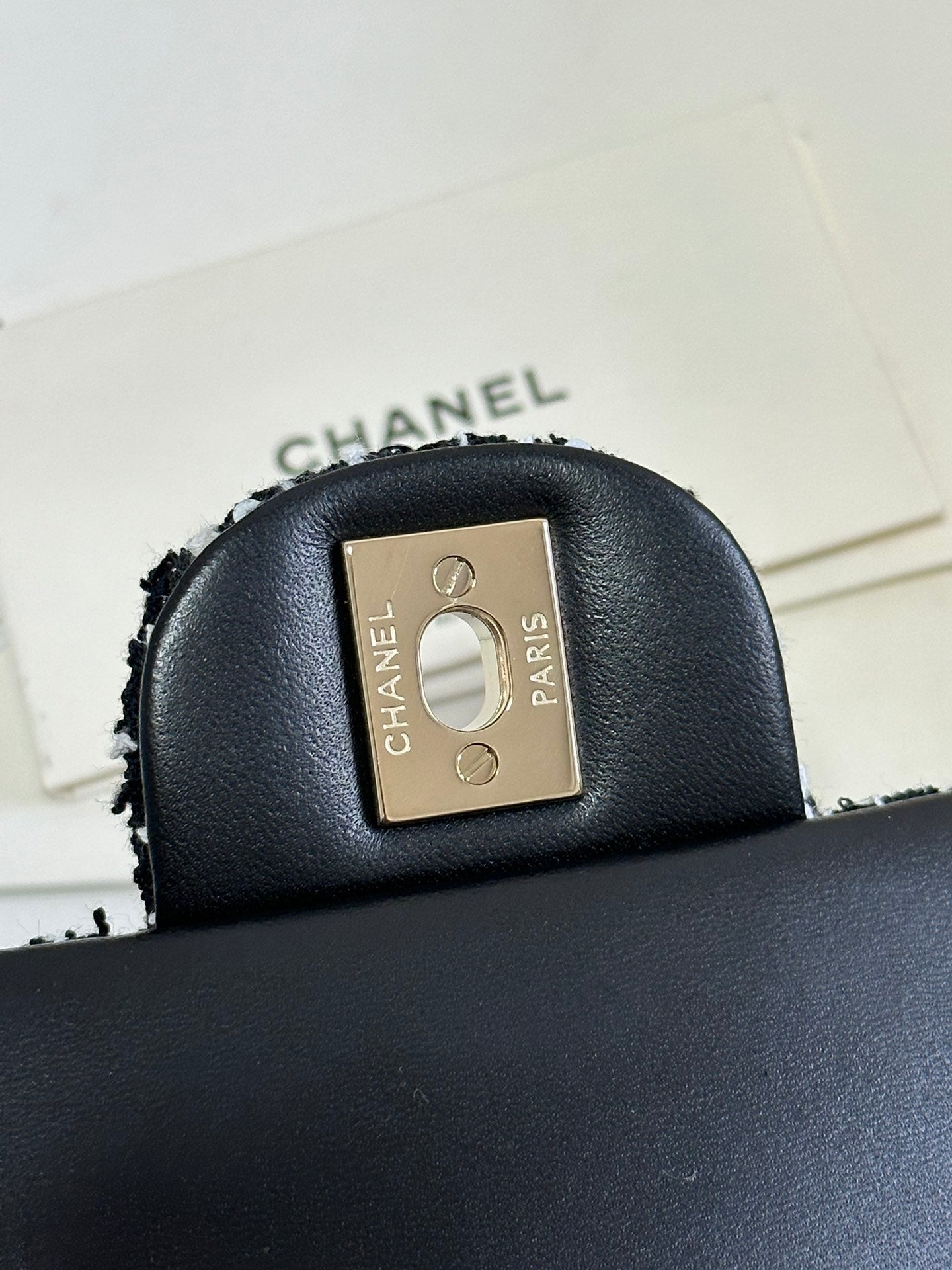 MINI FLAP BAG 20 ATTACHED SAQUINS IN BLACK MIX WHITE TWEED GOLD HARDWARE mysite