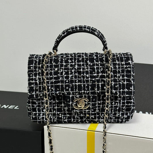 MINI FLAP BAG 20 ATTACHED SAQUINS IN BLACK MIX WHITE TWEED GOLD HARDWARE mysite