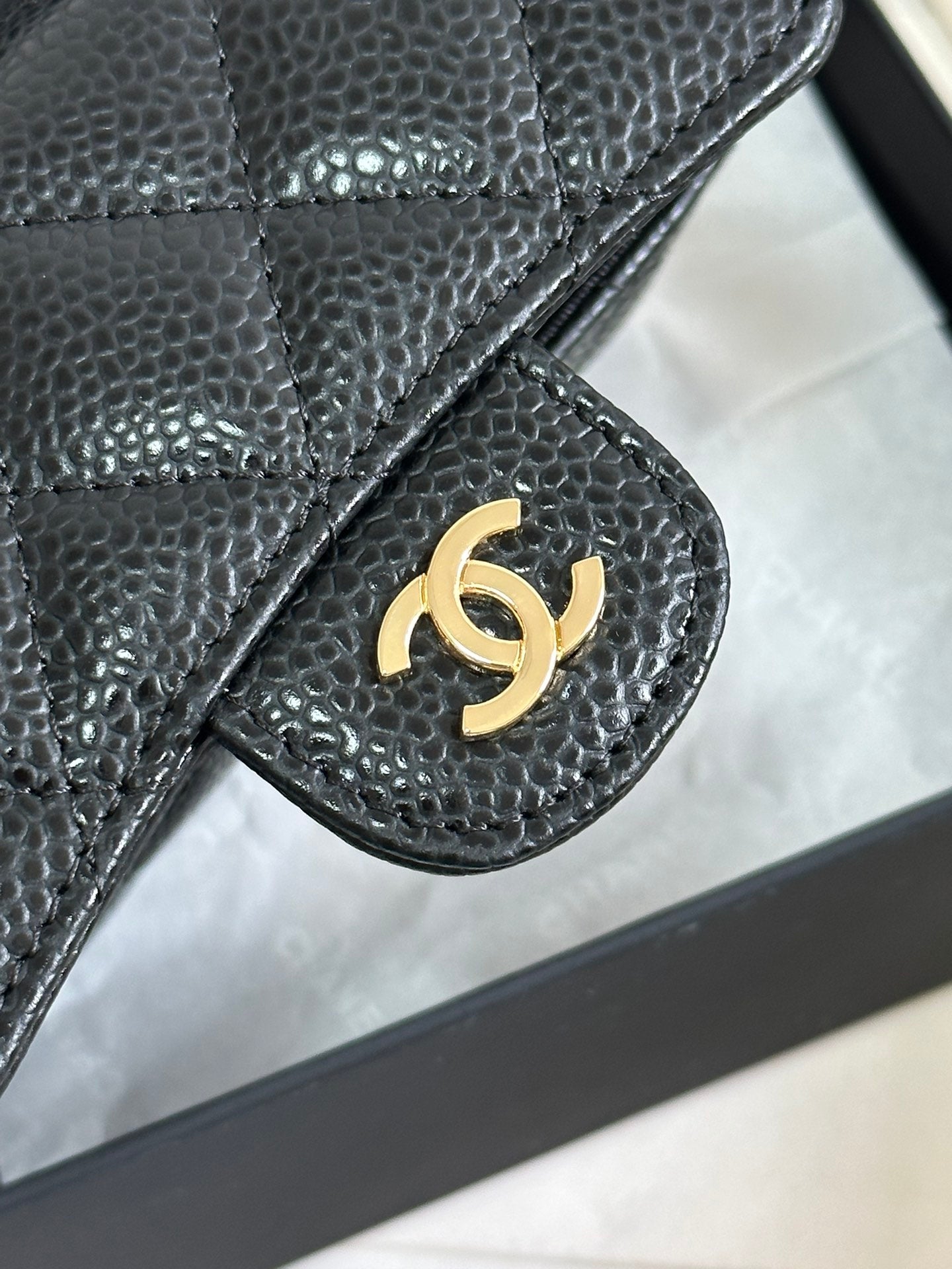 CC Classic Card Holder Black Caviar Cowhide Gold Buckle 243701 mysite