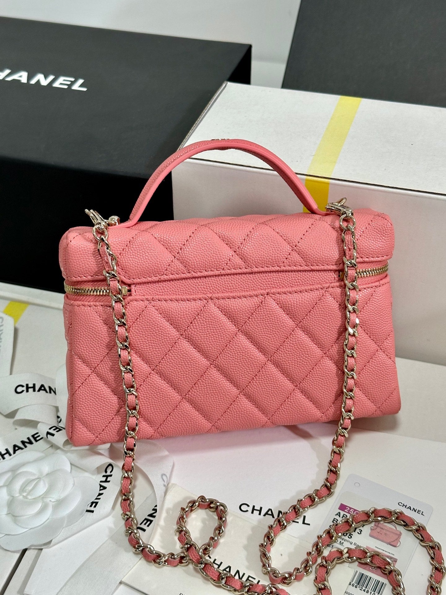 CC 25C Vanity Case 19.5cm Salmon Pink Calfskin Silver Hardware 243635 mysite