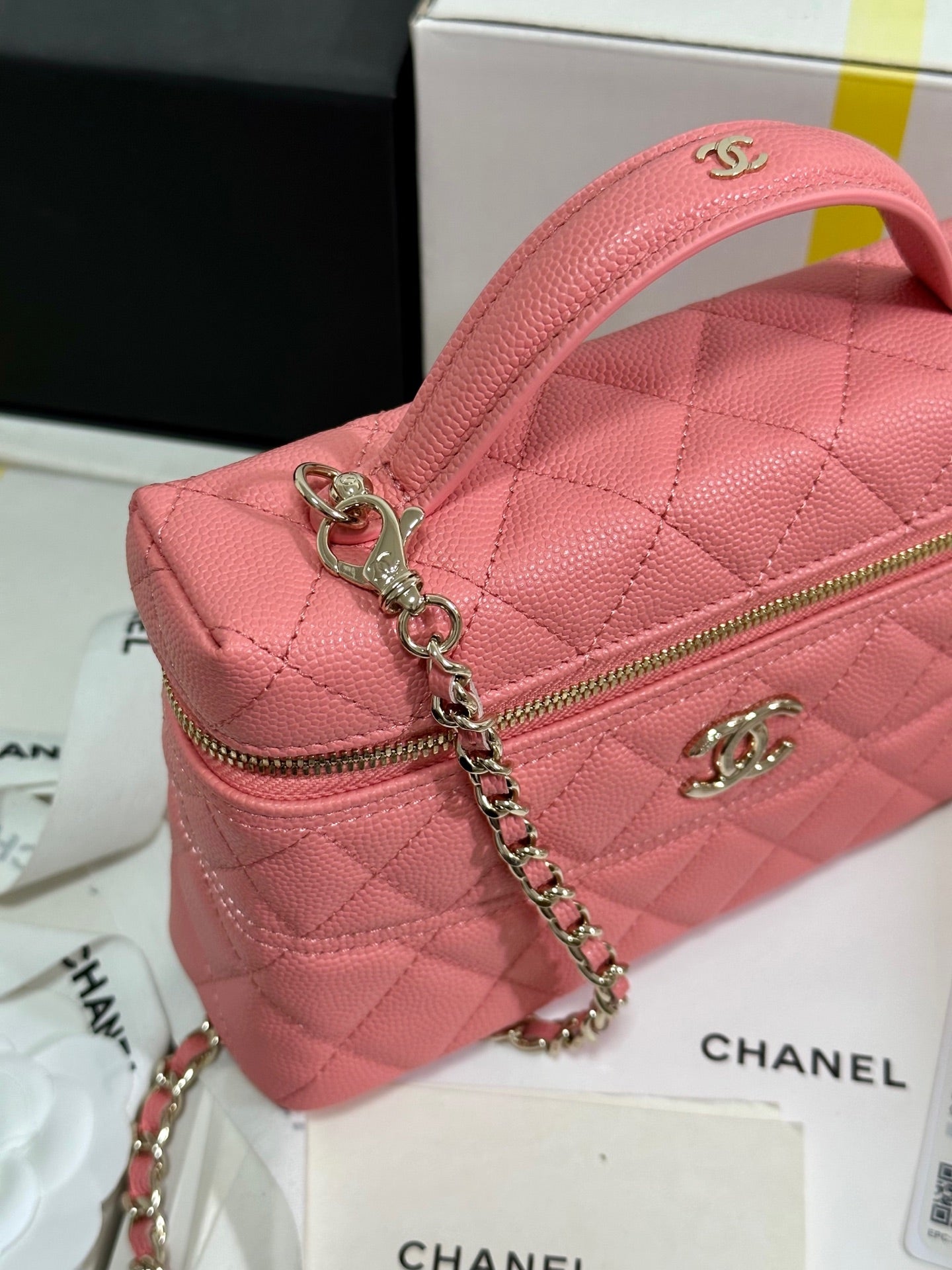 CC 25C Vanity Case 19.5cm Salmon Pink Calfskin Silver Hardware 243635 mysite