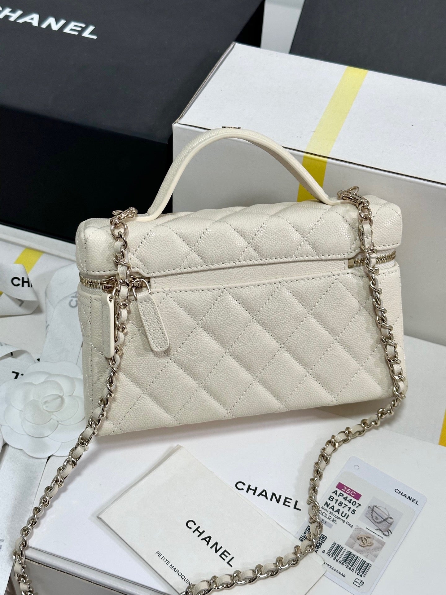 CC 25C Vanity Case Ivory White Calf Leather Light Gold Hardware 243660 mysite