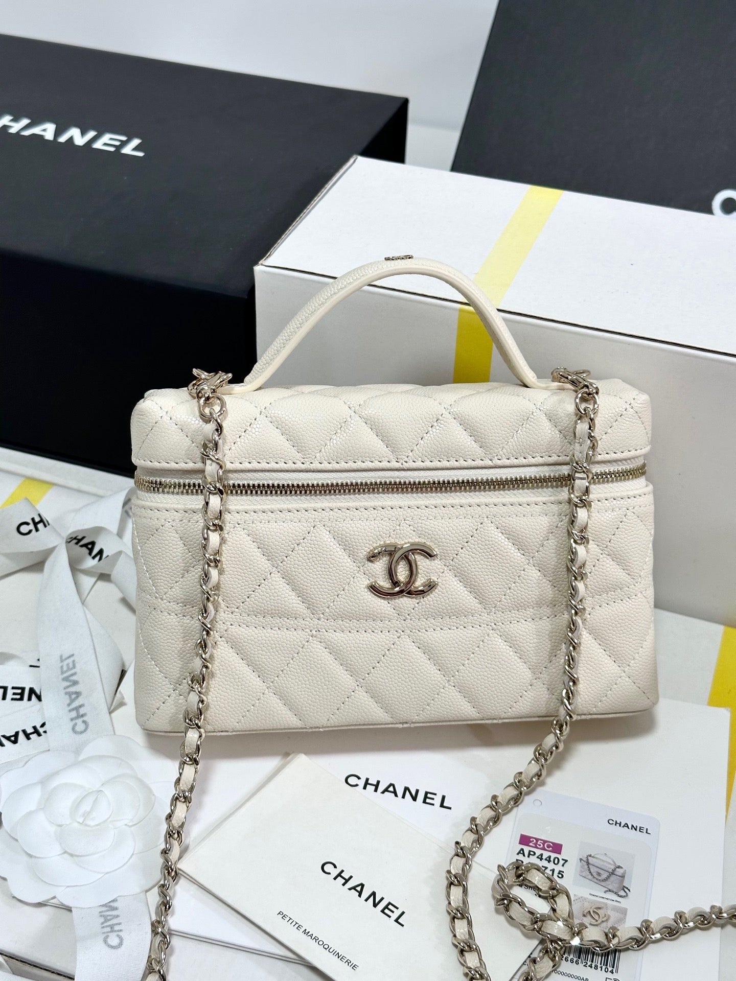 CC 25C Vanity Case Ivory White Calf Leather Light Gold Hardware 243660 mysite