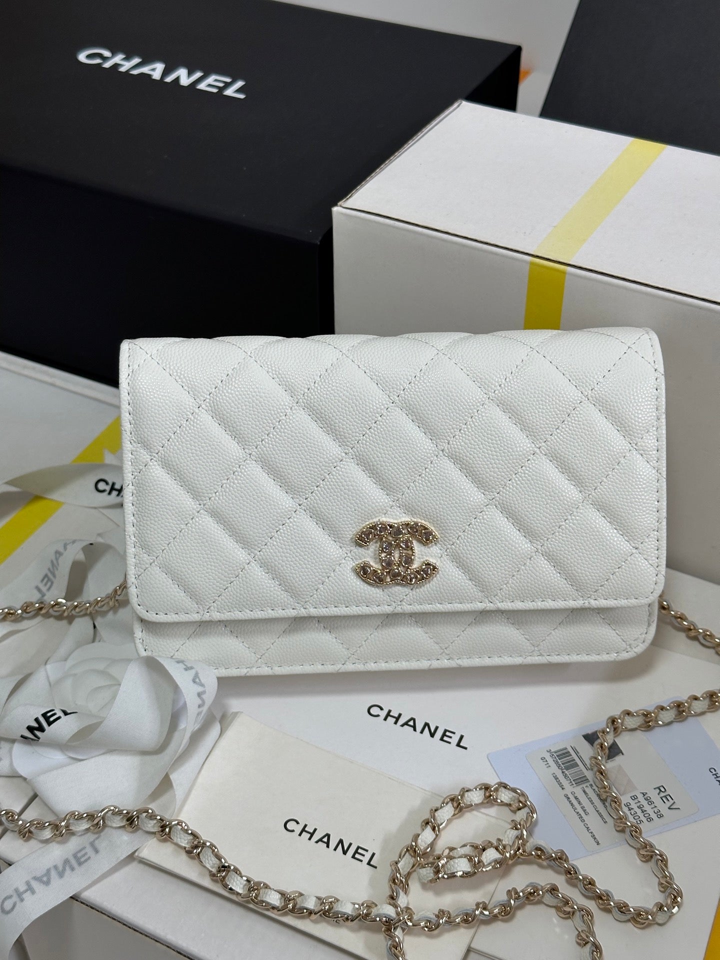 CC 25P Wallet On Chain 19cm White Cowhide Heart Rhinestone 243592 mysite