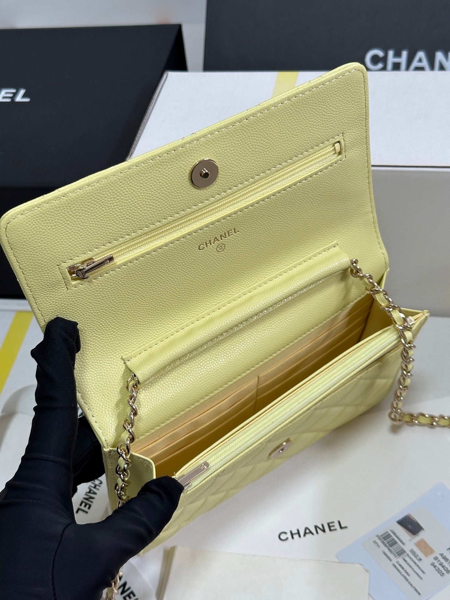 CC 25P Wallet On Chain 19cm Yellow Pastel Cowhide Heart Rhinestone 243595 mysite