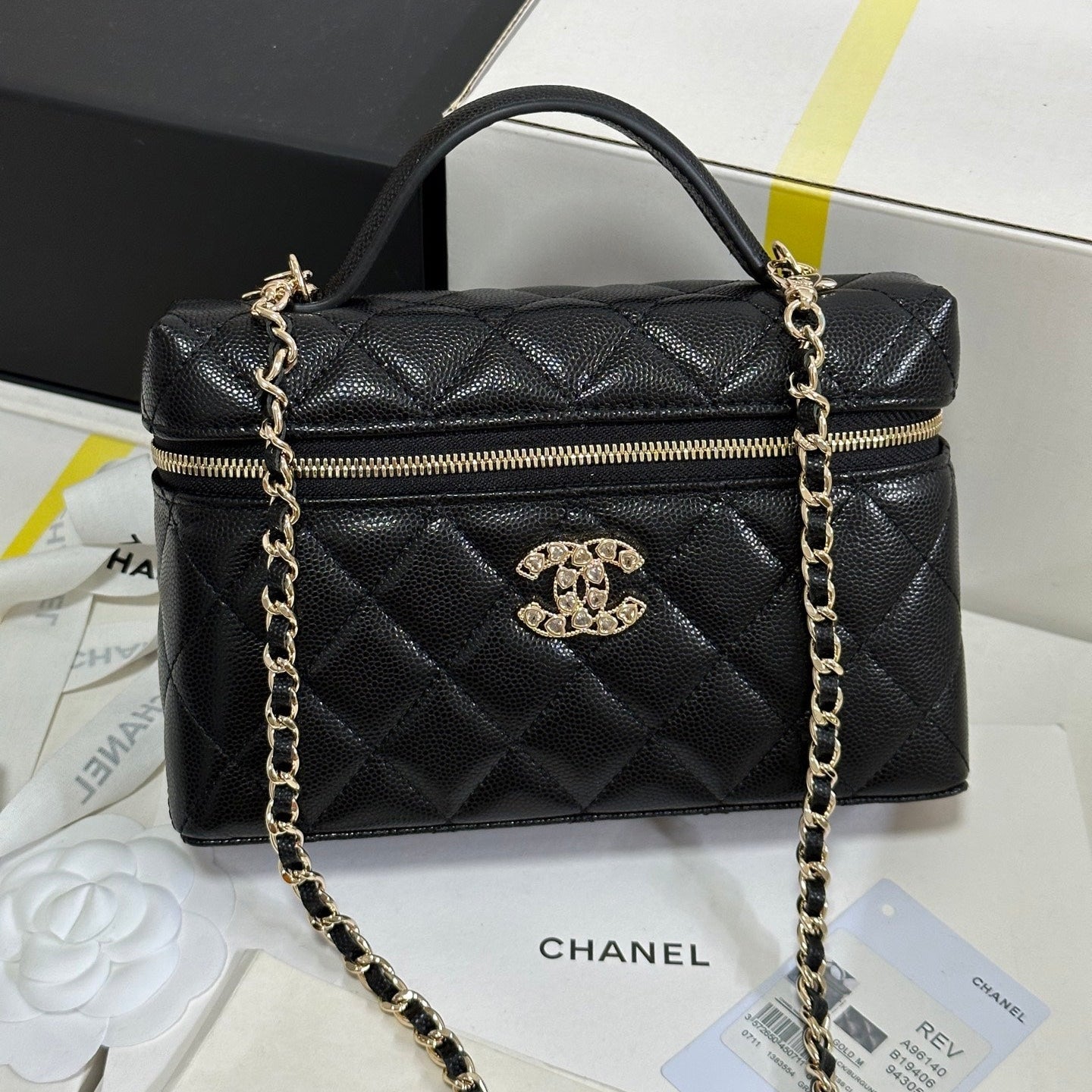 CC 25P Vanity Case 19.5cm Black Calfskin Heart Rhinestone 243613 mysite