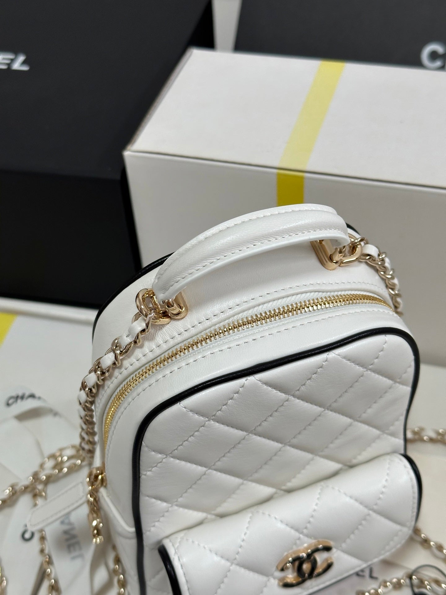 CC 25P Mini Backpack 18 White Black Lambskin Gold Hardware 243521 mysite