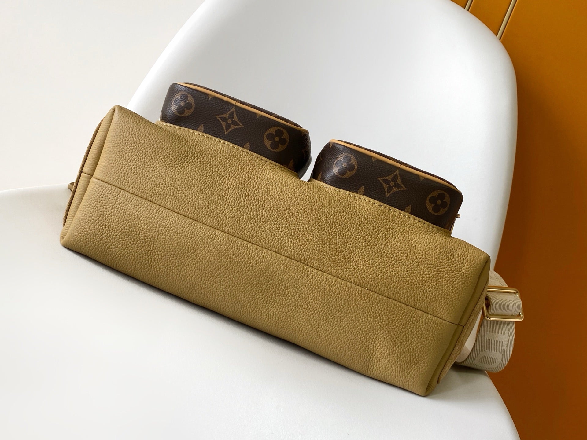 LV Hobo Cargo Bag Khaki Monogram Canvas & Cowhide GHW mysite