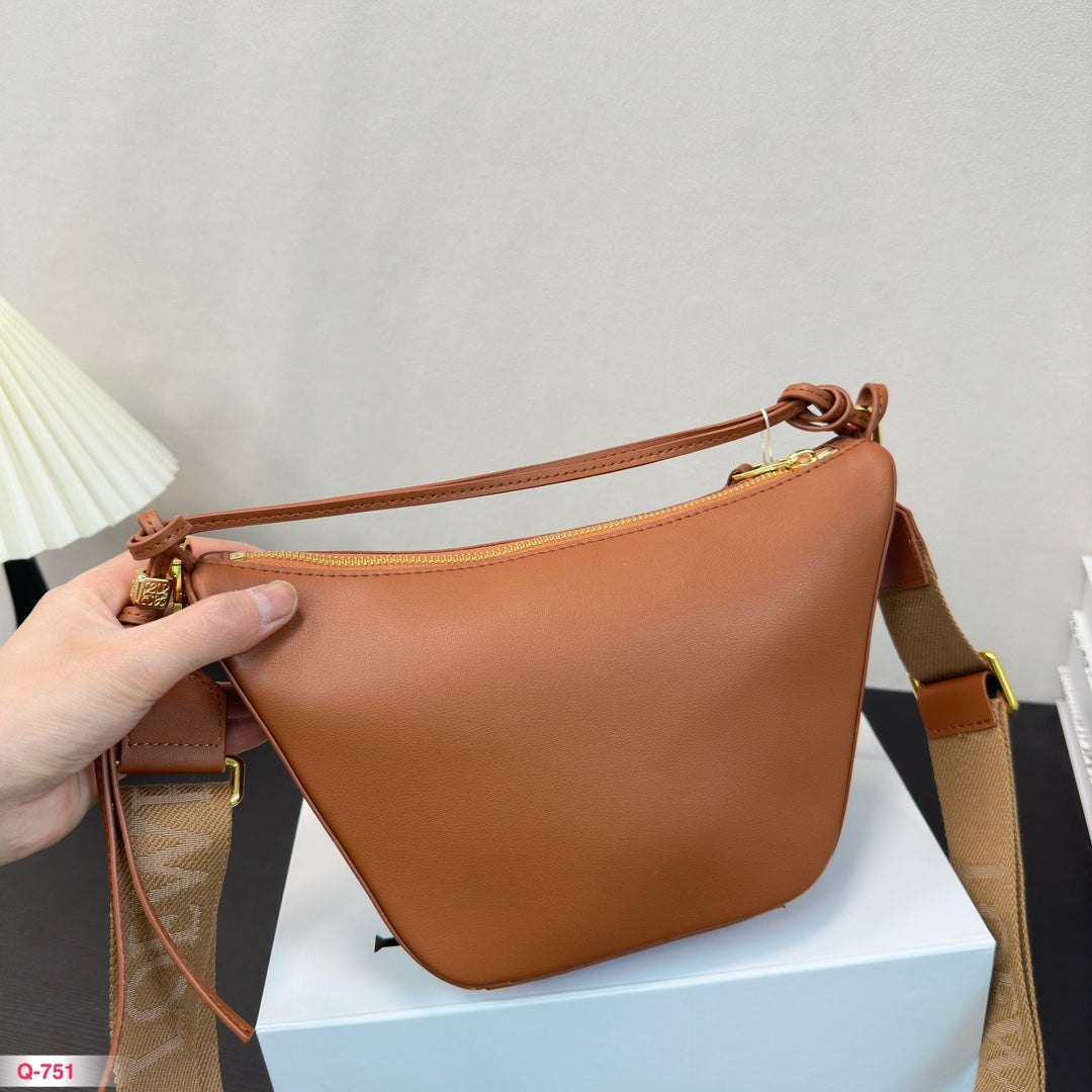 LOE MINI 27 HAMMOCK HOBO BAG IN TAN CLASSIC CALFSKIN mysite