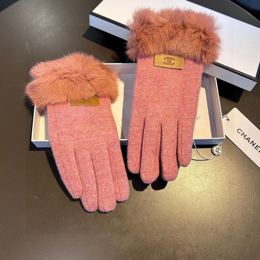 GLOVES IN FLAMINGO PINK WOOL AND RABBIT FUR 420534 mysite