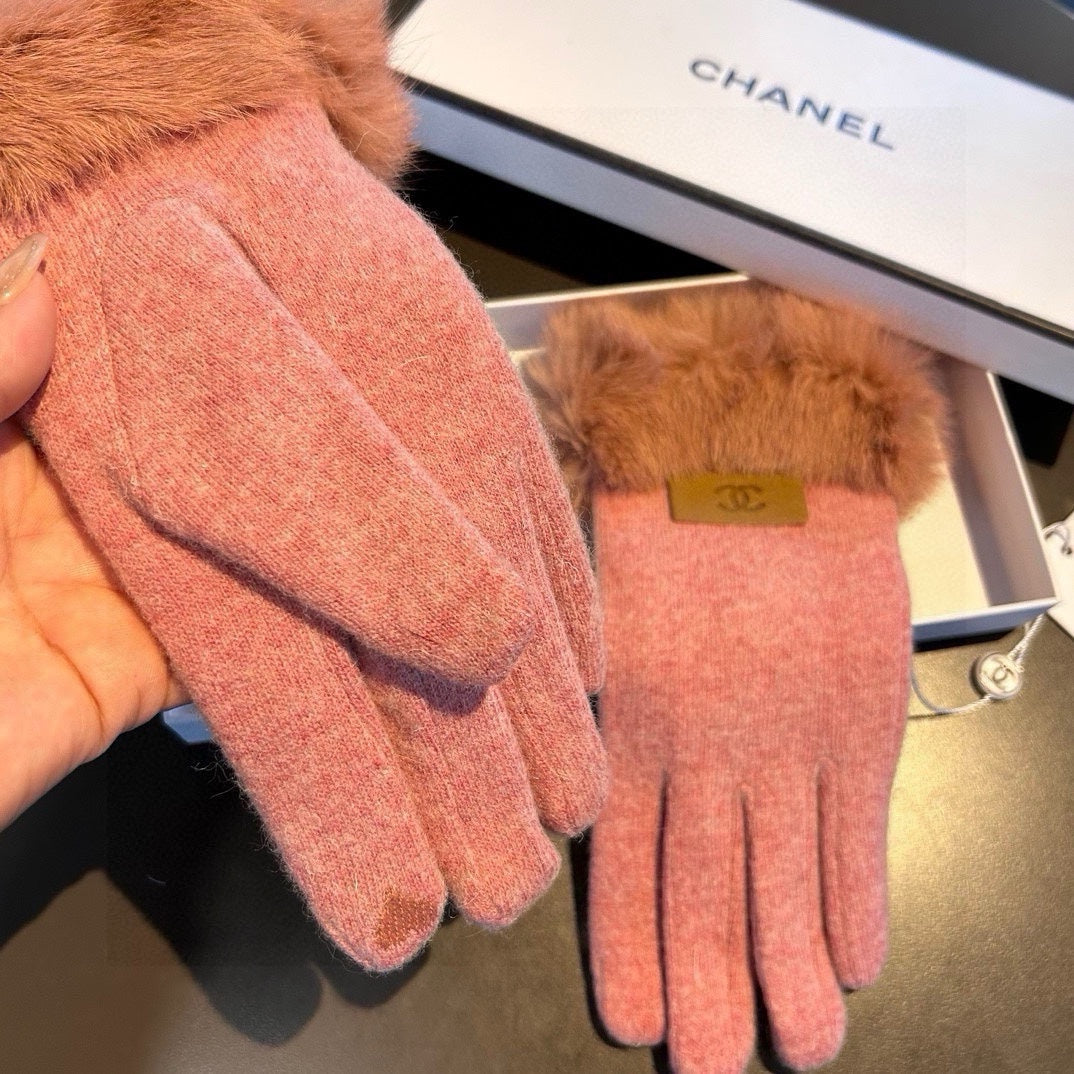 GLOVES IN FLAMINGO PINK WOOL AND RABBIT FUR 420534 mysite