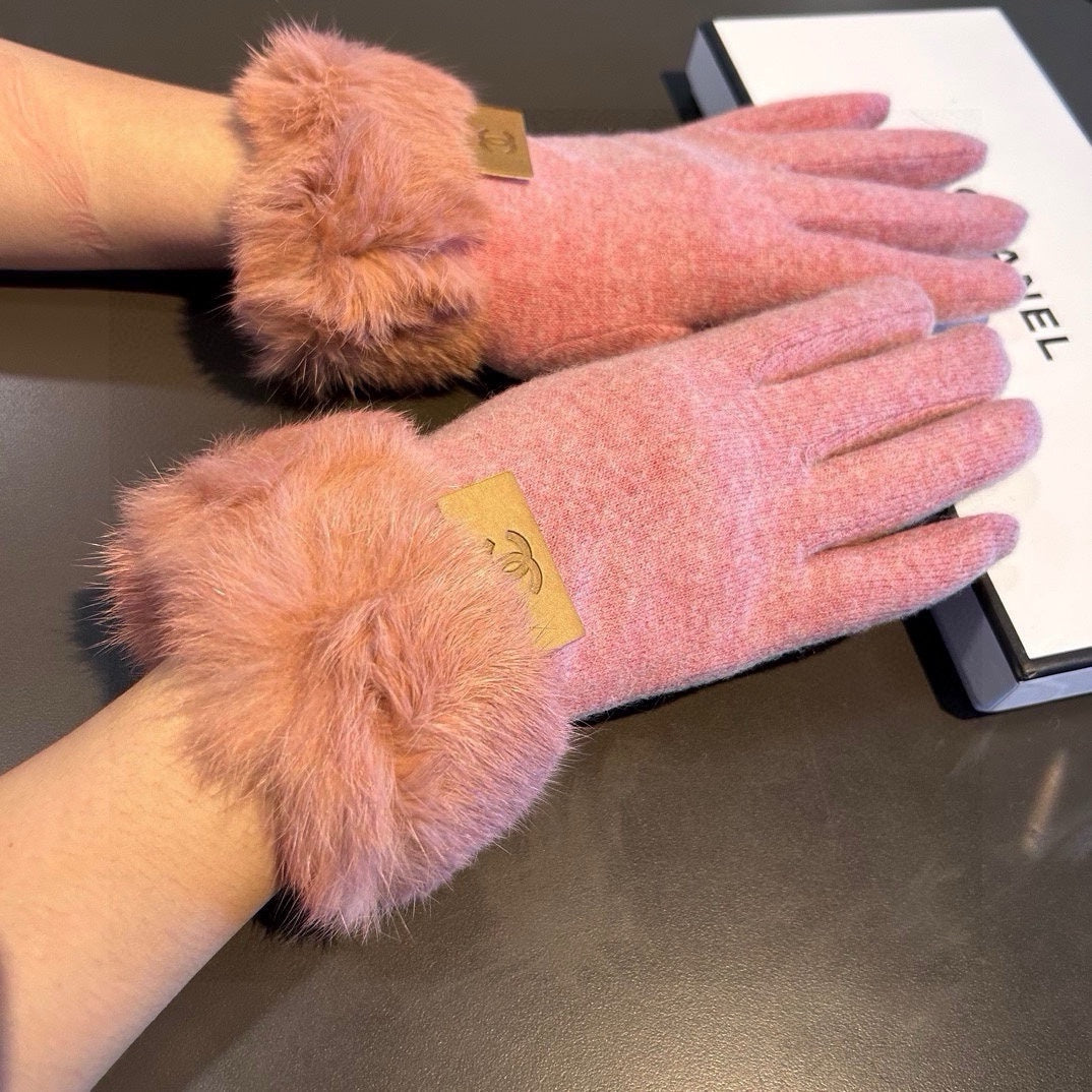 GLOVES IN FLAMINGO PINK WOOL AND RABBIT FUR 420534 mysite