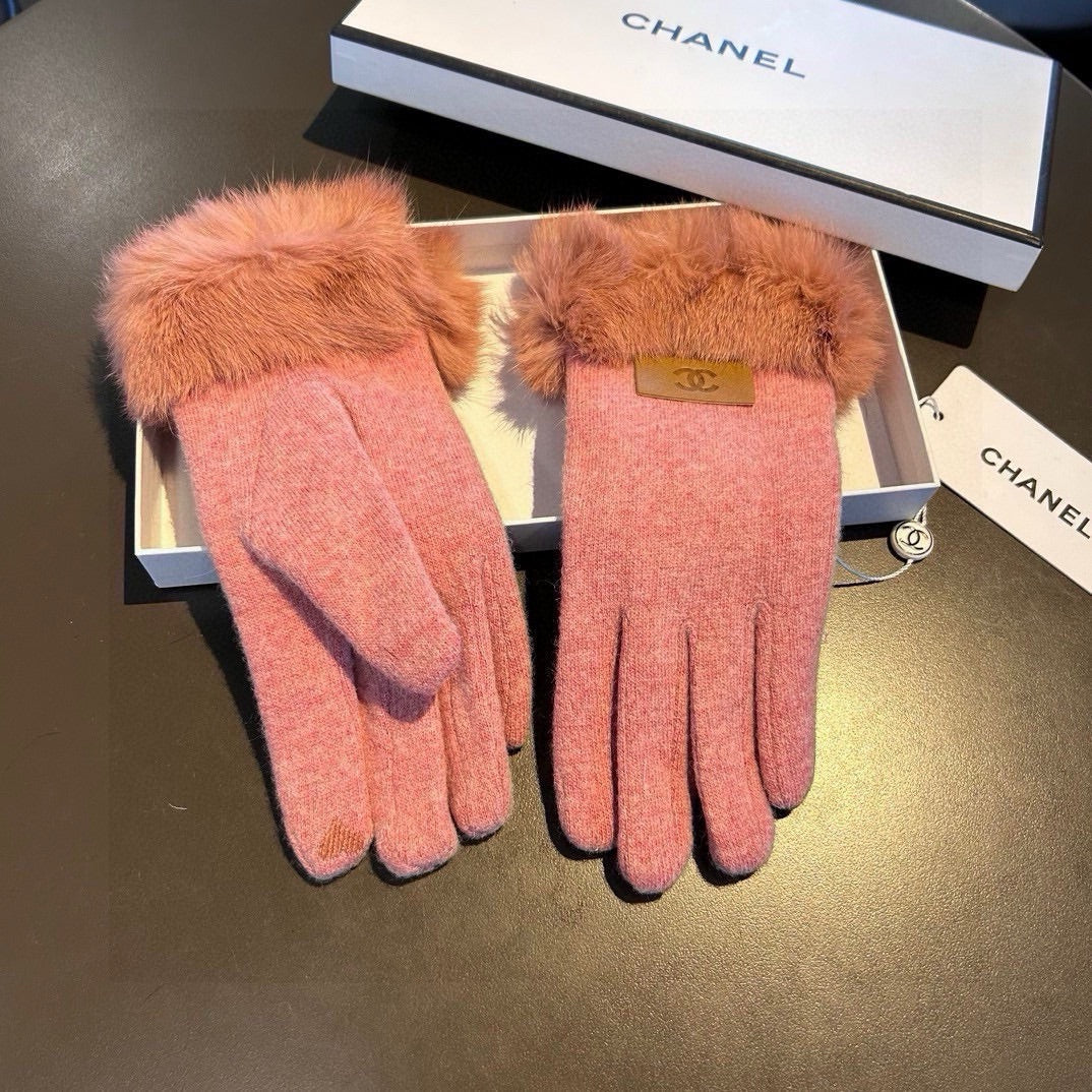 GLOVES IN FLAMINGO PINK WOOL AND RABBIT FUR 420534 mysite