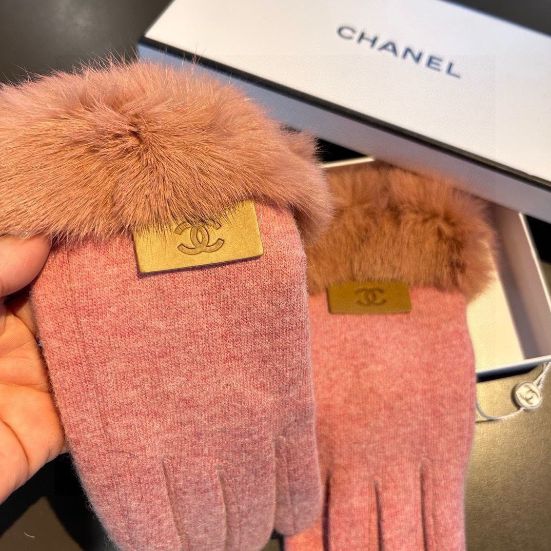 GLOVES IN FLAMINGO PINK WOOL AND RABBIT FUR 420534 mysite