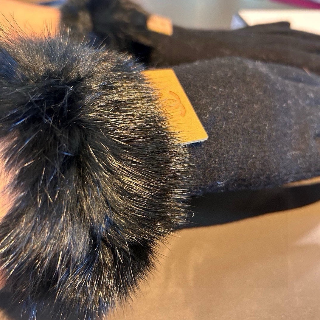 GLOVES IN BLACK WOOL AND RABBIT FUR 420535 mysite