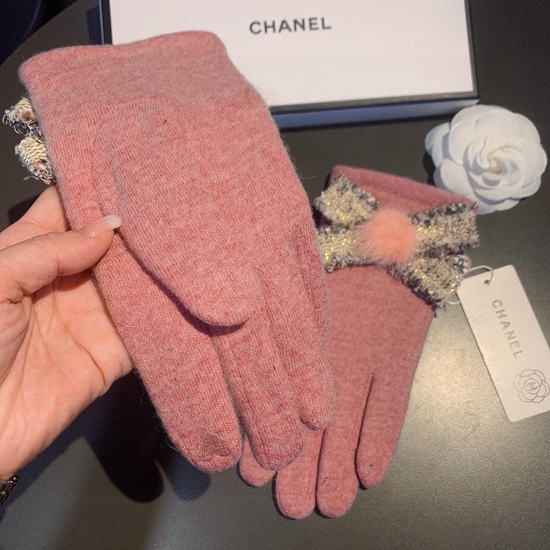 GLOVES IN FLAMINGO PINK WOOL 420537 mysite