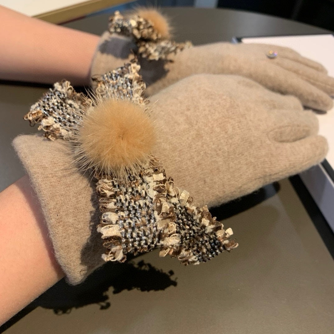 GLOVES IN PALE BROWN WOOL 420538 mysite