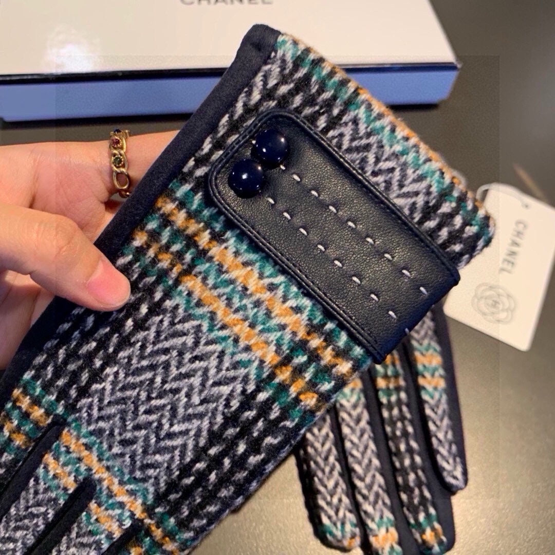 GLOVES IN COLORFUL WOOL 429243 mysite