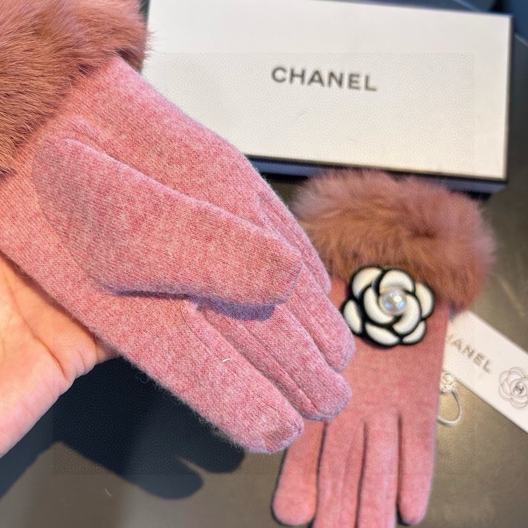 GLOVES IN ROUGE PINK WOOL WITH RABBIT FUR 439142 mysite