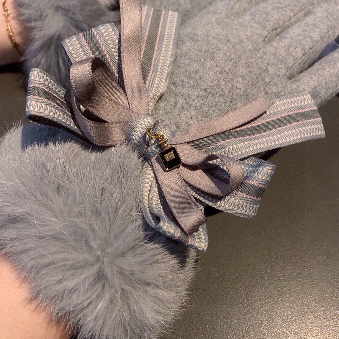 GLOVES IN DOLPHIN GRAY WOOL AND RABBIT FUR 441838 mysite