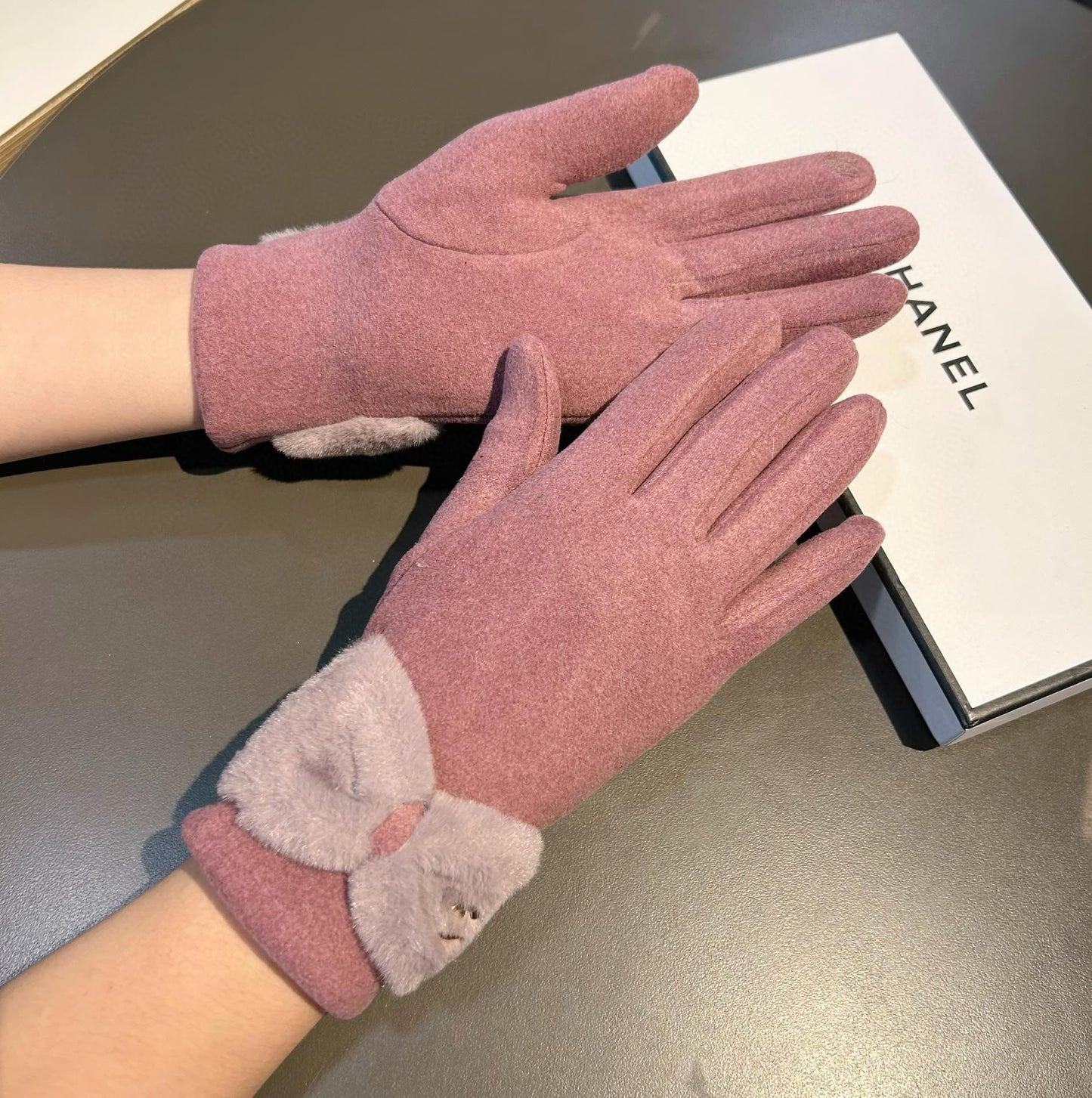 GLOVES IN CREPE PINK WOOL WITH RABBIT FUR 456296 mysite