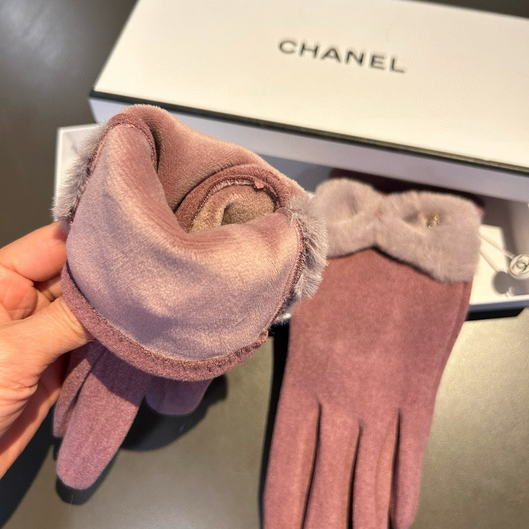 GLOVES IN CREPE PINK WOOL WITH RABBIT FUR 456296 mysite