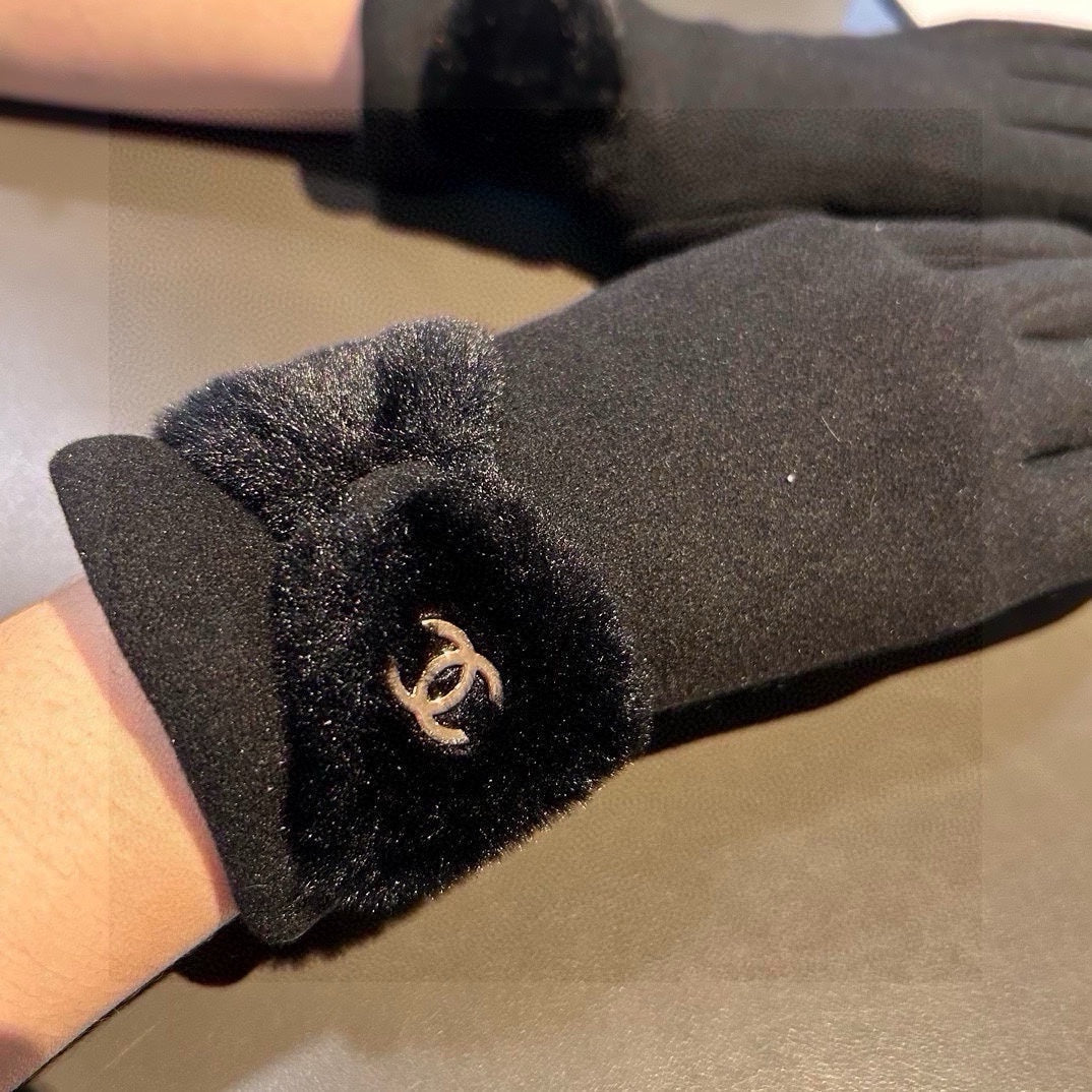 GLOVES IN BLACK WOOL WITH RABBIT FUR 456297 mysite
