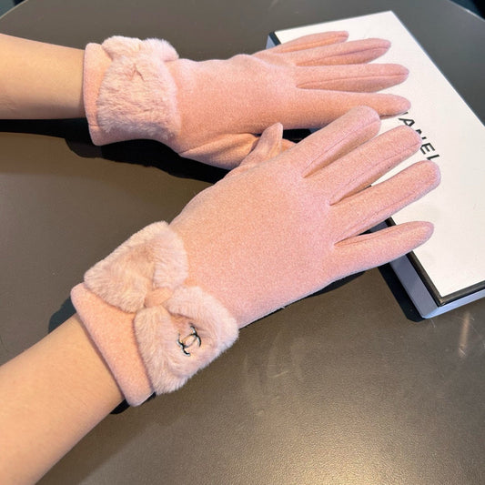 GLOVES IN ROSE PINK WOOL WITH RABBIT FUR 456298 mysite