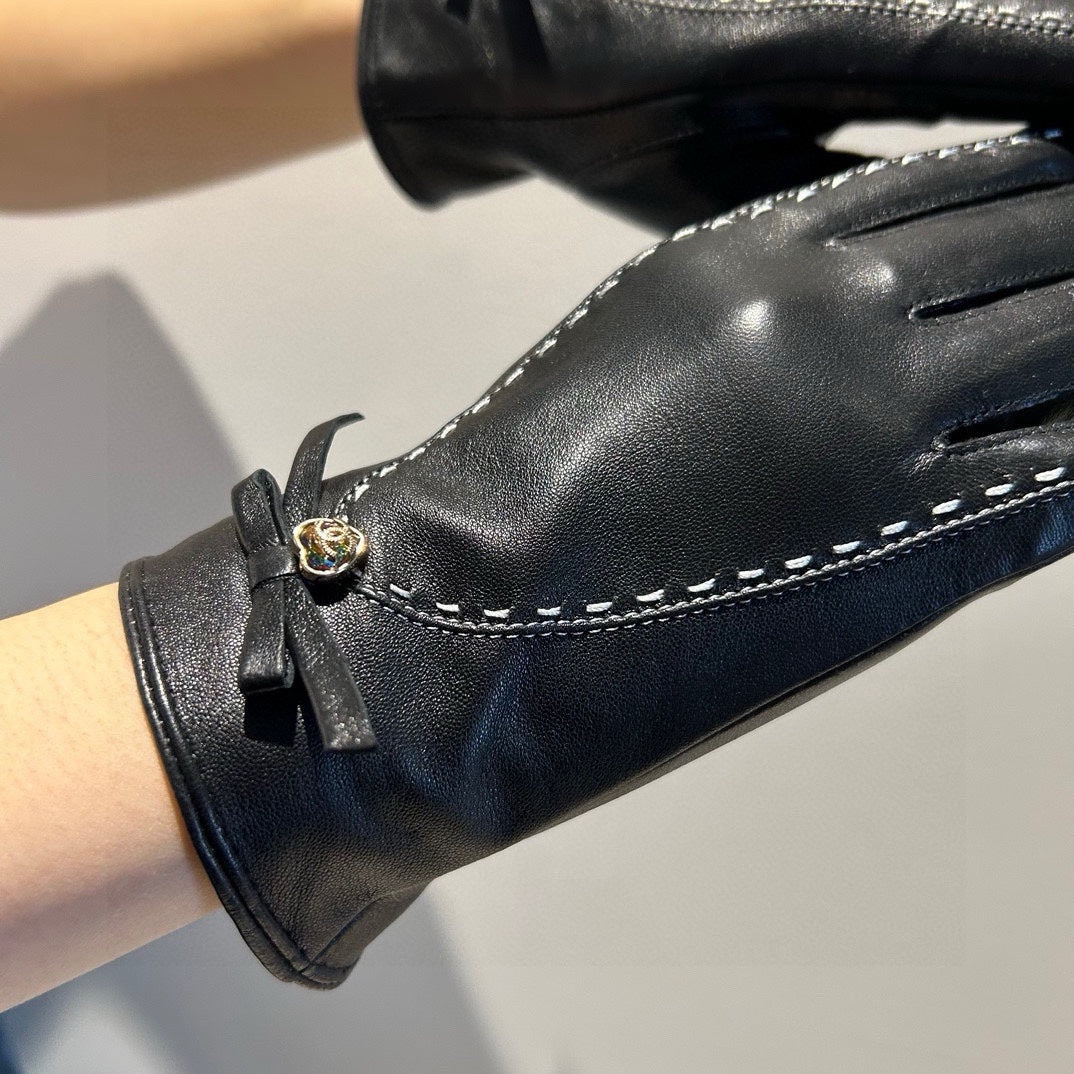 GLOVES IN BLACK LAMBSKIN 456336 mysite