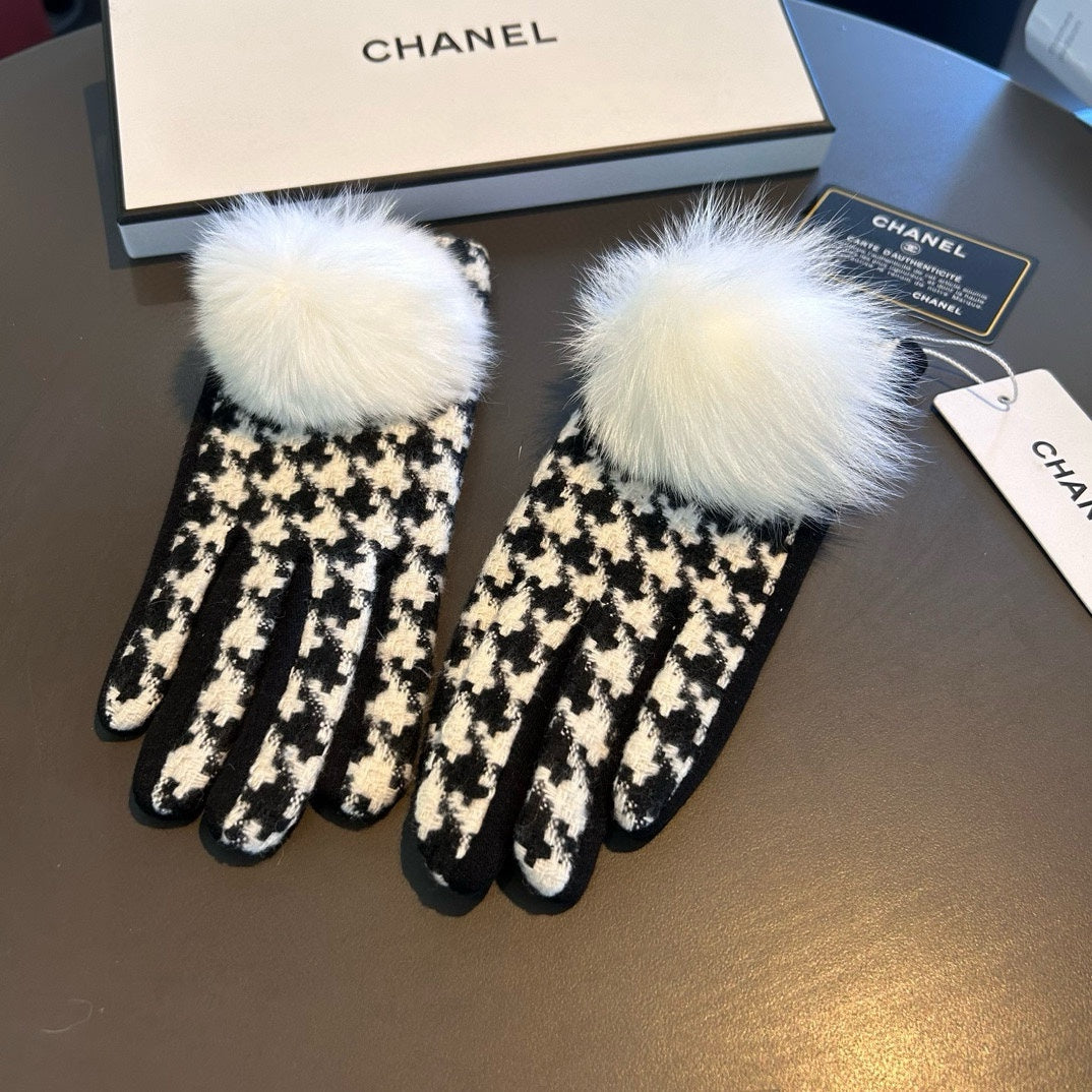 GLOVES IN BLACK MIX WHITE WOOL 462258 mysite