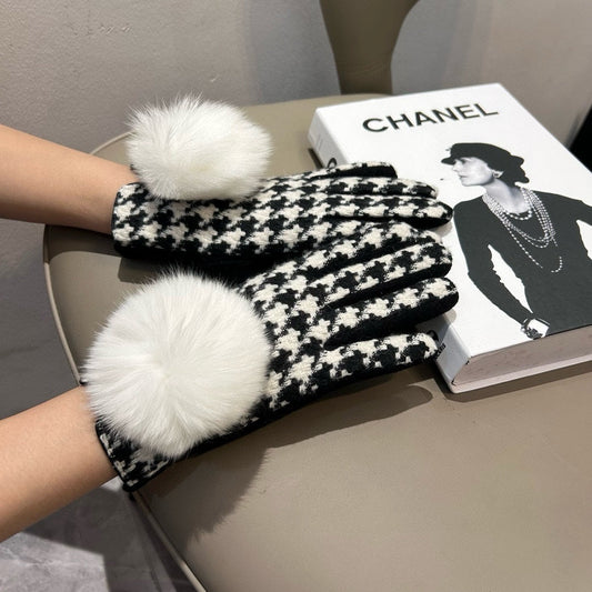 GLOVES IN BLACK MIX WHITE WOOL 462258 mysite