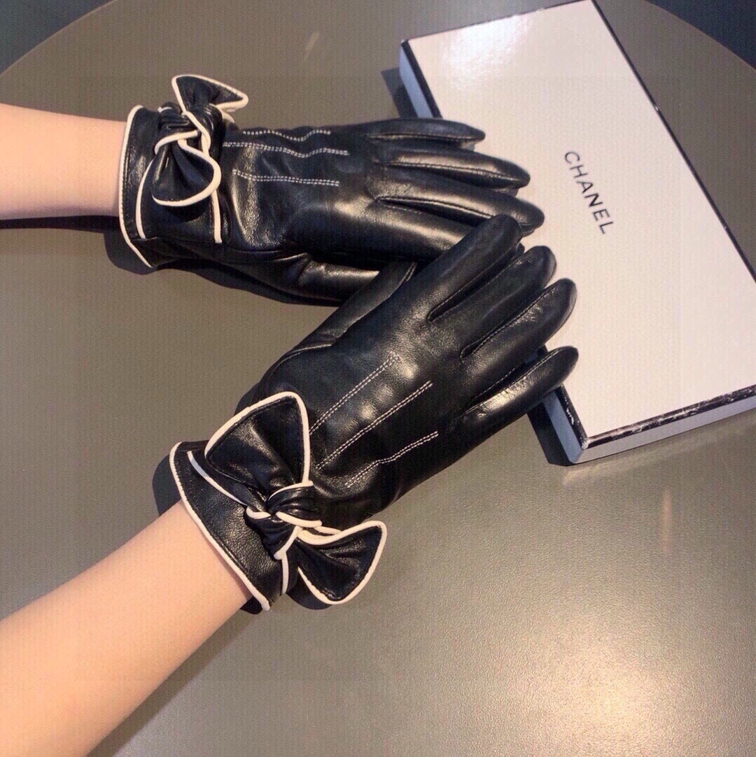 GLOVES IN BLACK LAMBSKIN 462262 mysite