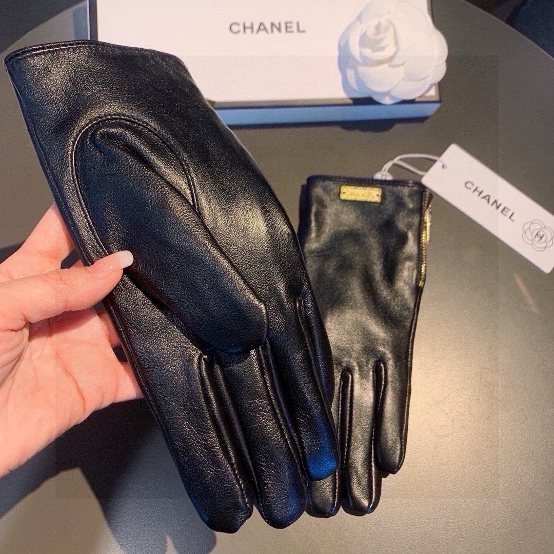 TOUCHSCREEN GLOVES IN BLACK LAMBSKIN WITH GOLD LOGO 462271 mysite