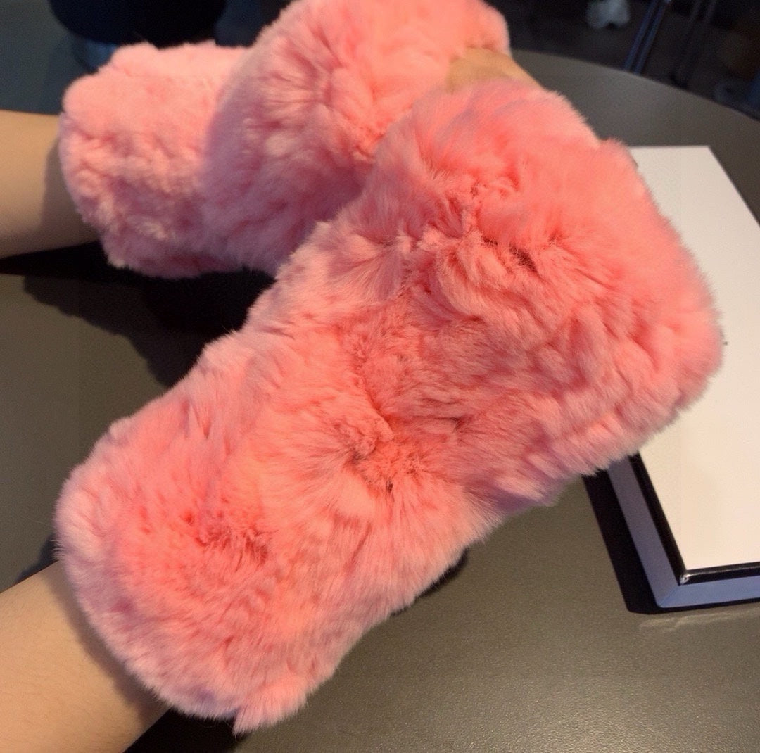 FINGERLESS HALF GLOVES IN ROUGE PINK RABBIT FUR 462276 mysite