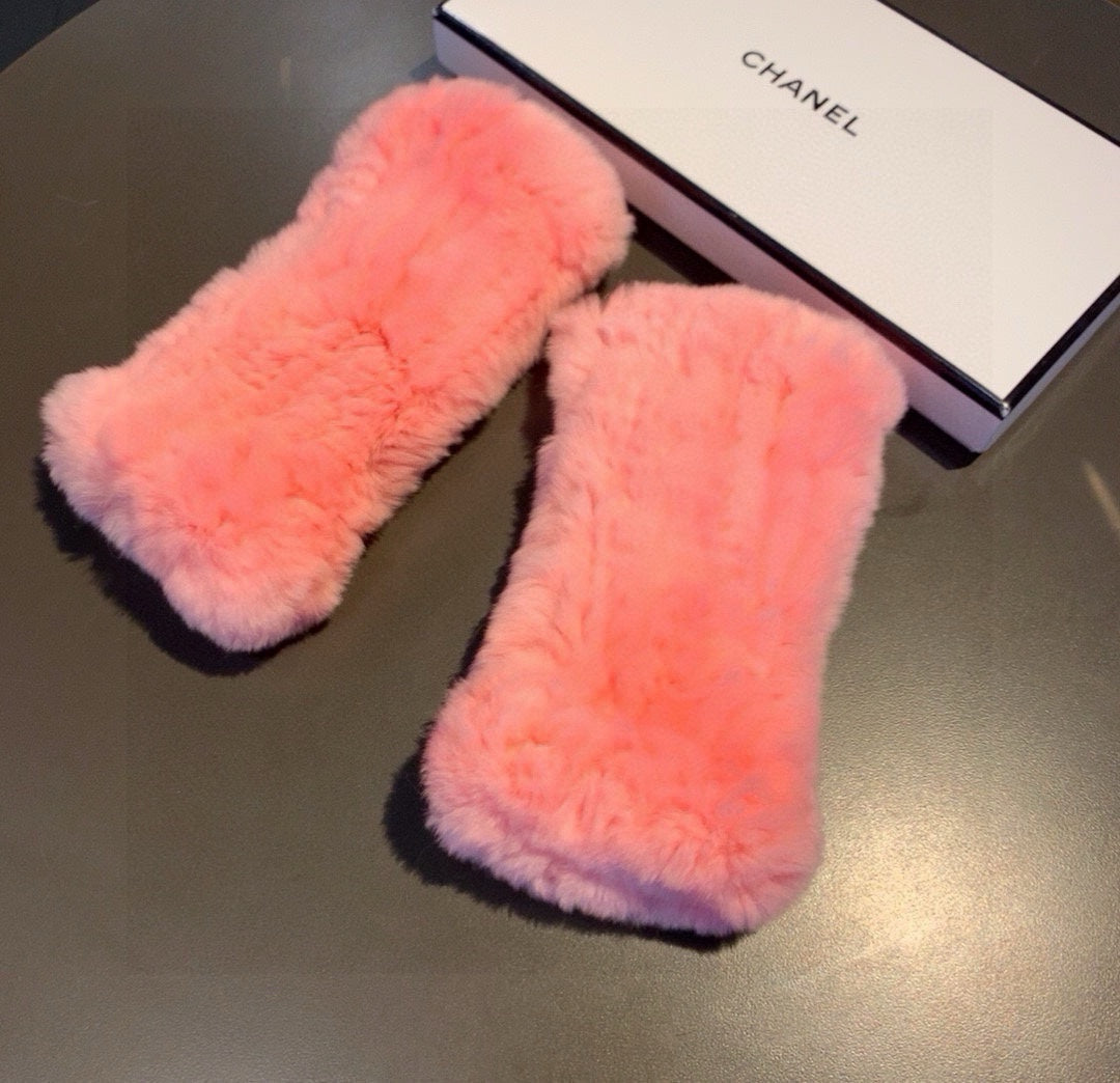 FINGERLESS HALF GLOVES IN ROUGE PINK RABBIT FUR 462276 mysite