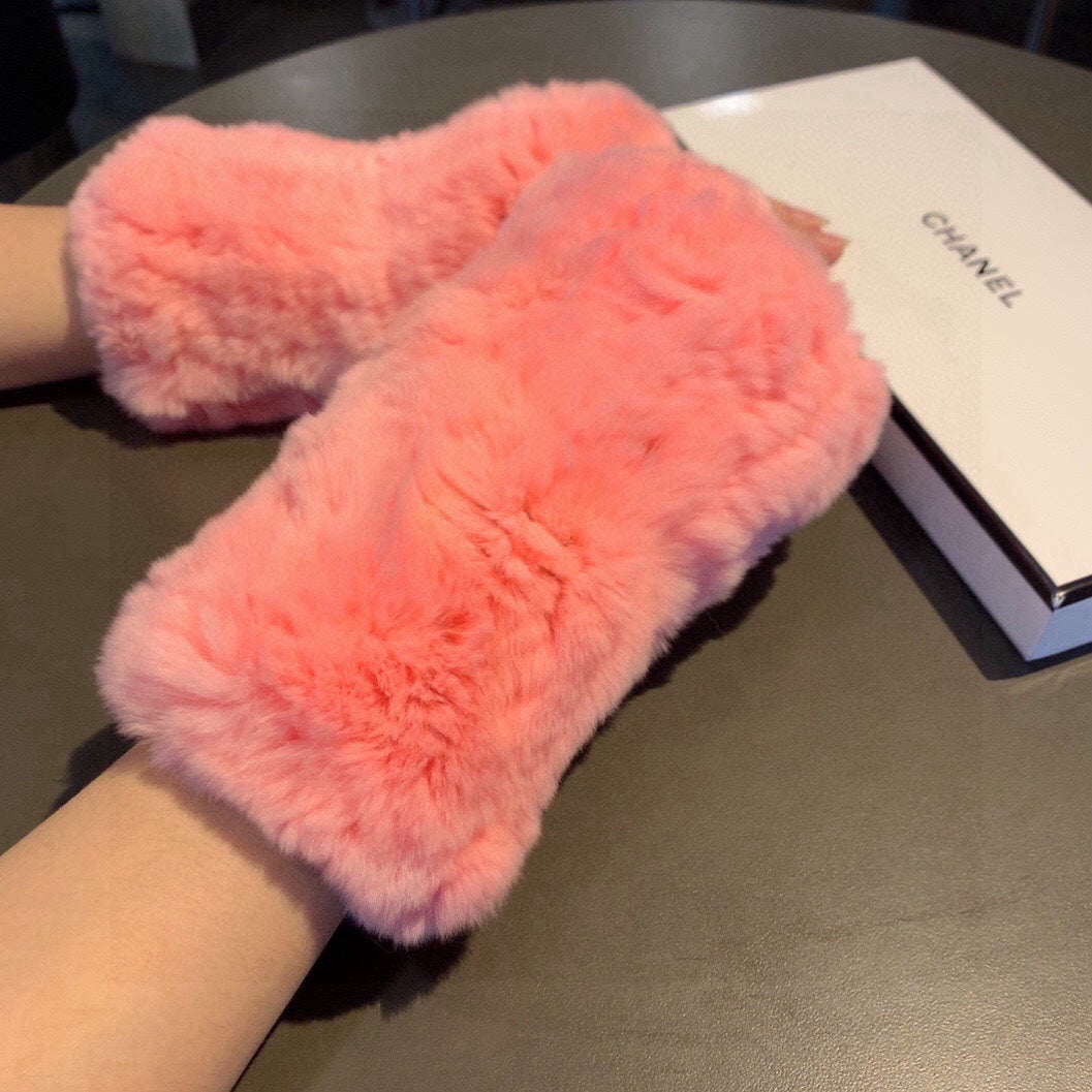 FINGERLESS HALF GLOVES IN ROUGE PINK RABBIT FUR 462276 mysite