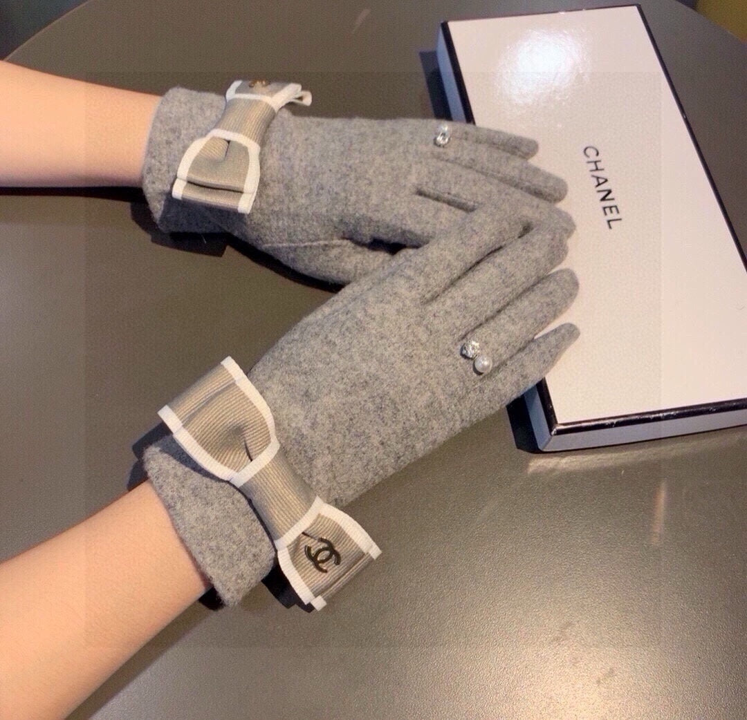CC GLOVES IN PALE GRAY WOOL WITH BOW 463856 mysite