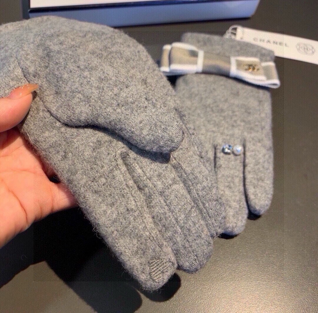 CC GLOVES IN PALE GRAY WOOL WITH BOW 463856 mysite