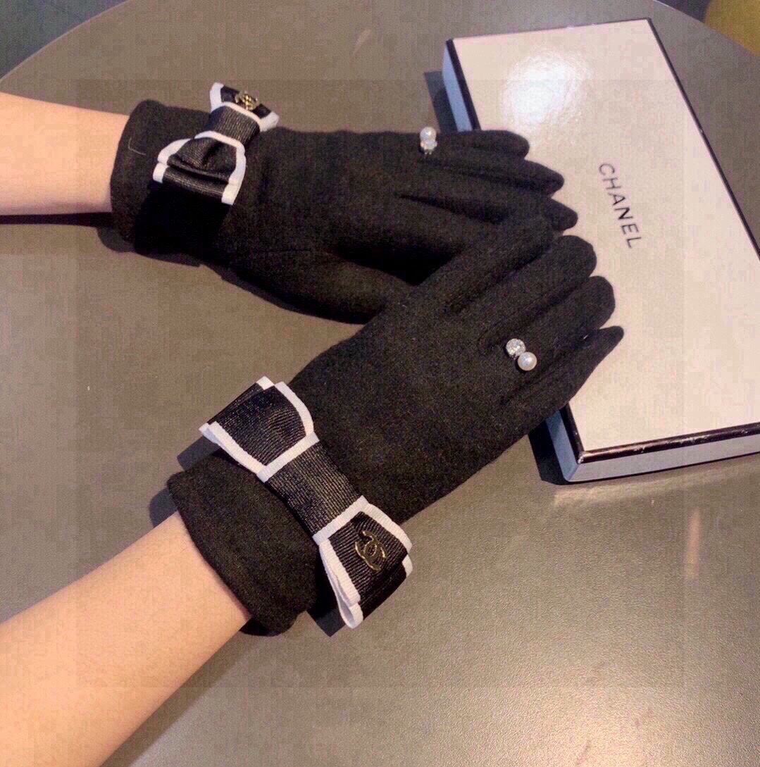 CC GLOVES IN BLACK WOOL WITH BOW 463857 mysite