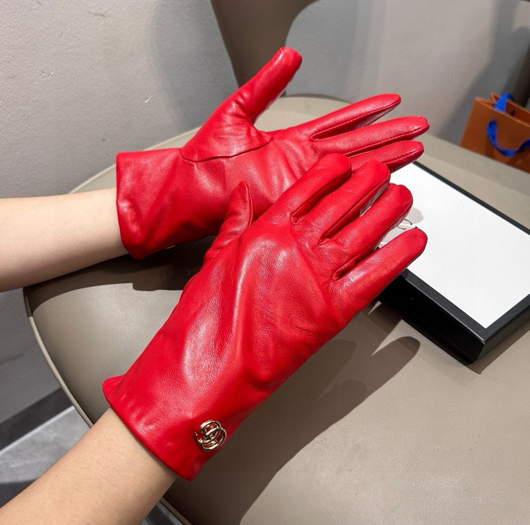 TOUCHSCREEN GLOVES IN RED LAMBSKIN AND SHEARLING LINING 463862 mysite