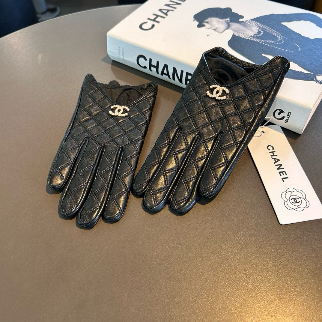 GLOVES IN BLACK LAMBSKIN 465006 mysite