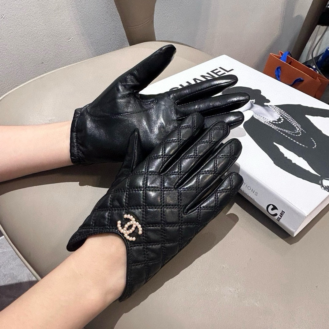 GLOVES IN BLACK LAMBSKIN 465006 mysite