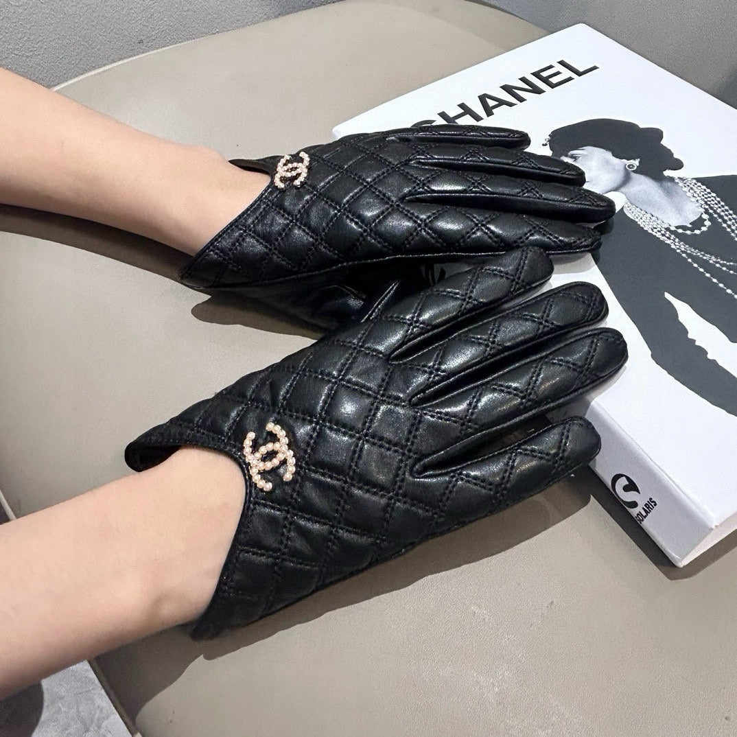 GLOVES IN BLACK LAMBSKIN 465006 mysite