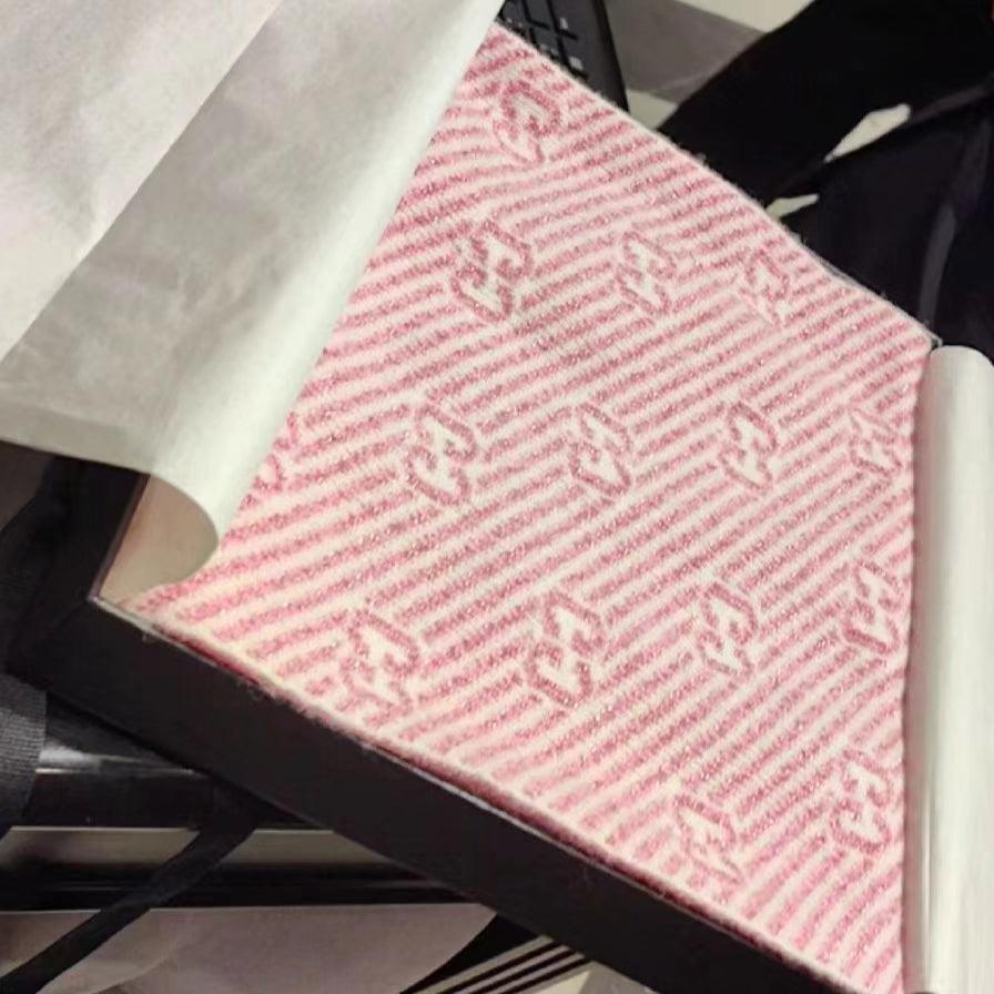 SCARF 195 CM IN LIGHT PINK WOOL 401497 mysite