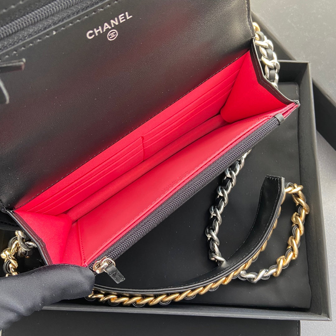 CC 19 Woc 19cm Black Calfskin SIlver Hardware mysite