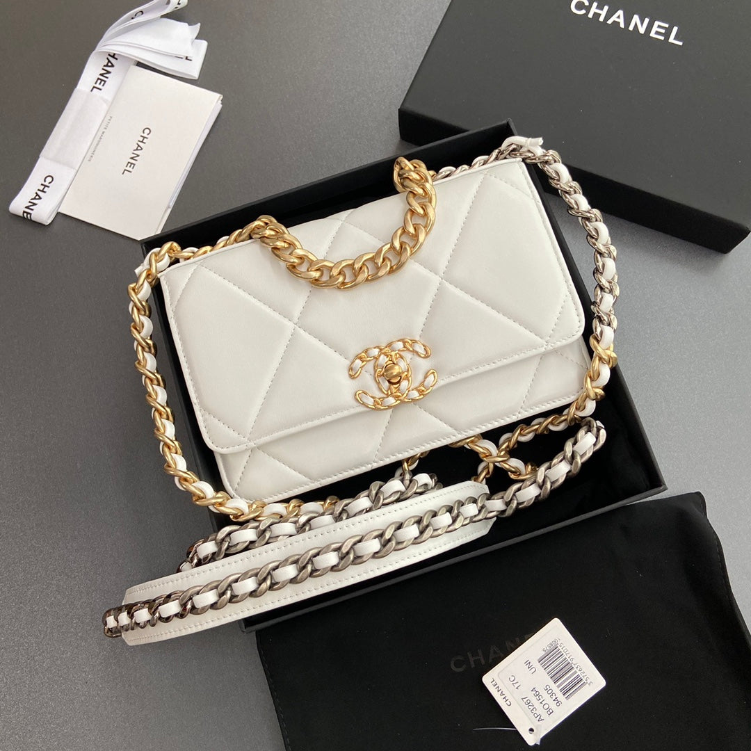 CC 19 Woc 19cm White Calfskin Gold Hardware mysite