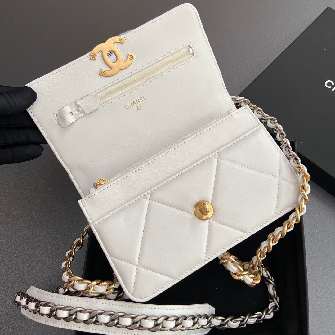 CC 19 Woc 19cm White Calfskin Gold Hardware mysite
