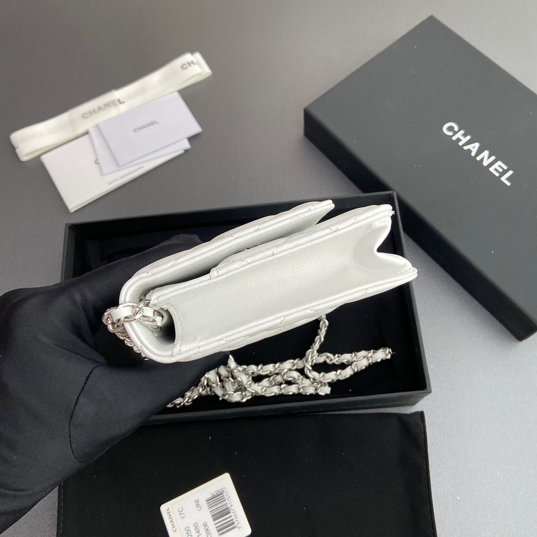 CC Woc 20cm White Calfskin Silver Hardware mysite