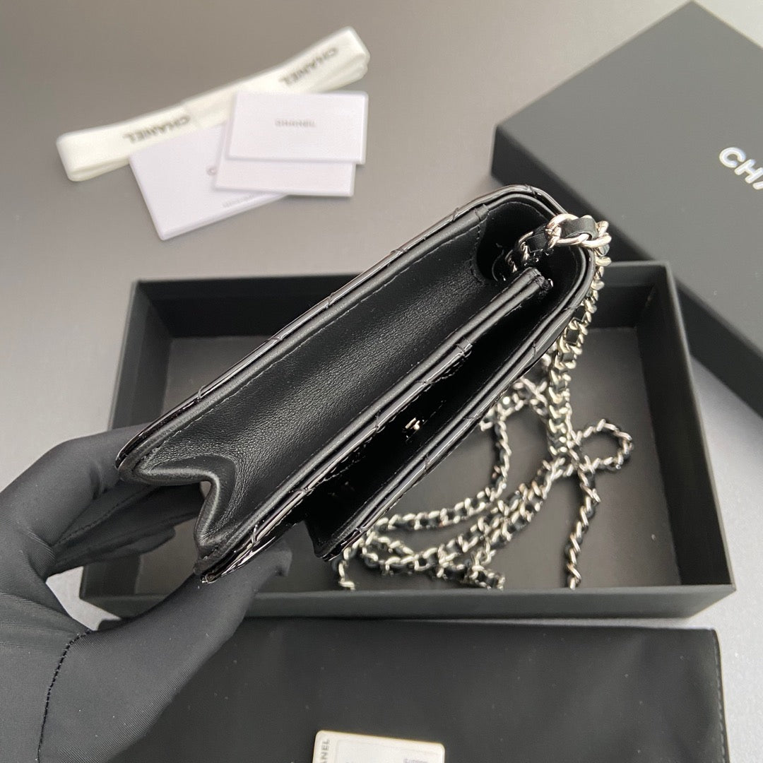 CC Woc 20cm Black Patent Calfskin Silver Hardware mysite